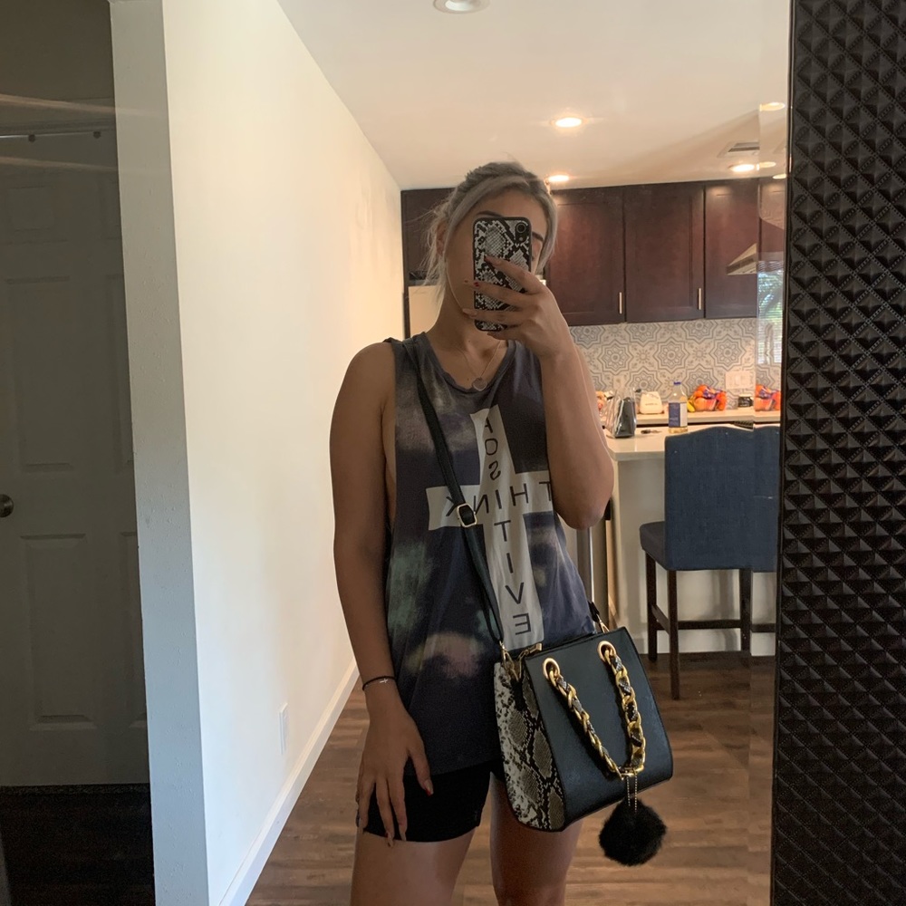 Snake print purse - Picture 6 of 7